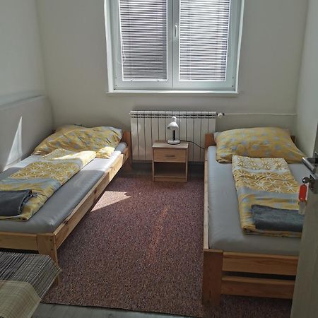 Living Bratislava & Bus Station & Mlynske Nivy公寓 外观 照片
